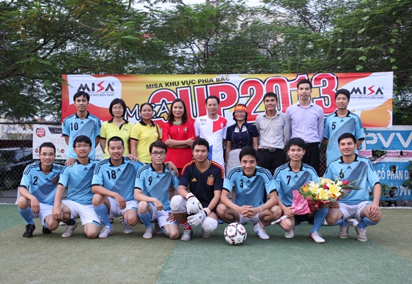 MISA tưng bừng khai mạc giải bóng đá MISA CUP 2013