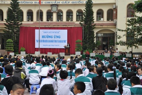 Hưởng ứng ngày thế giới tưởng niệm nạn nhân tử vong vì tai nạn giao thông