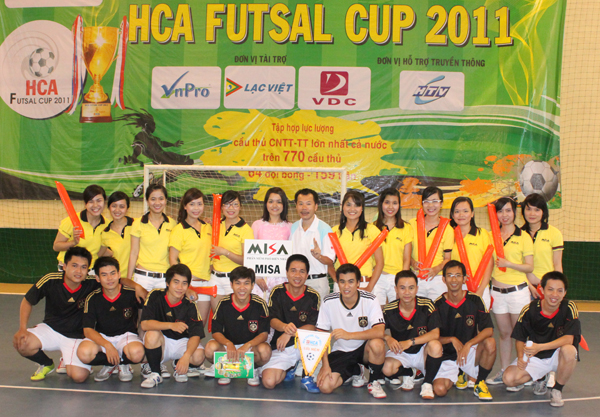 MISA thắng lớn tại lễ ra quân  HCA Futsal Cup 2011